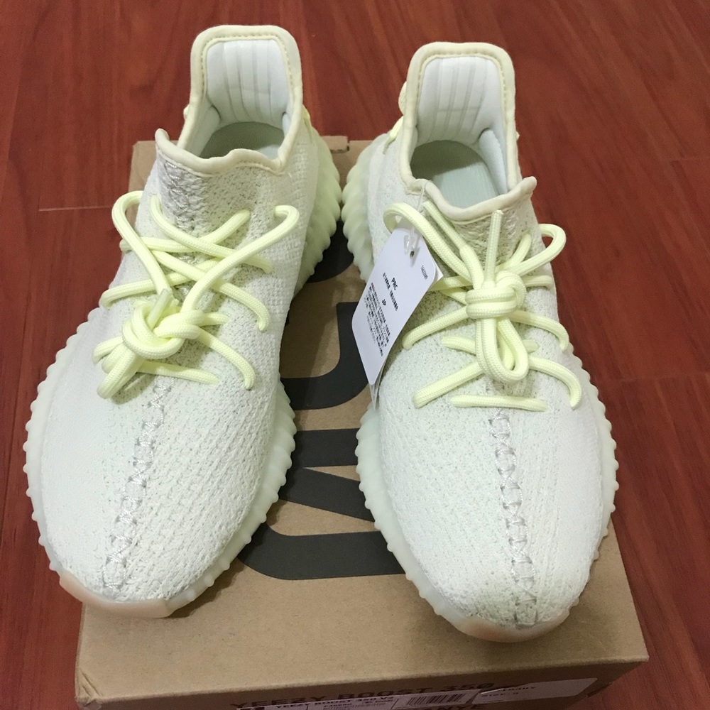 NWT!!!! Yeezys butter